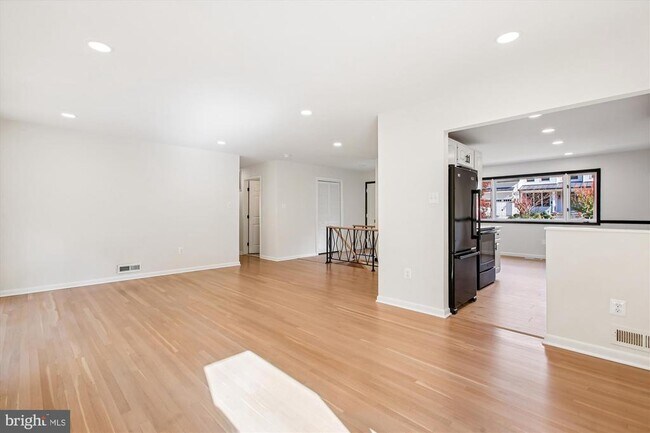 Foto del edificio - 11138 Byrd Dr