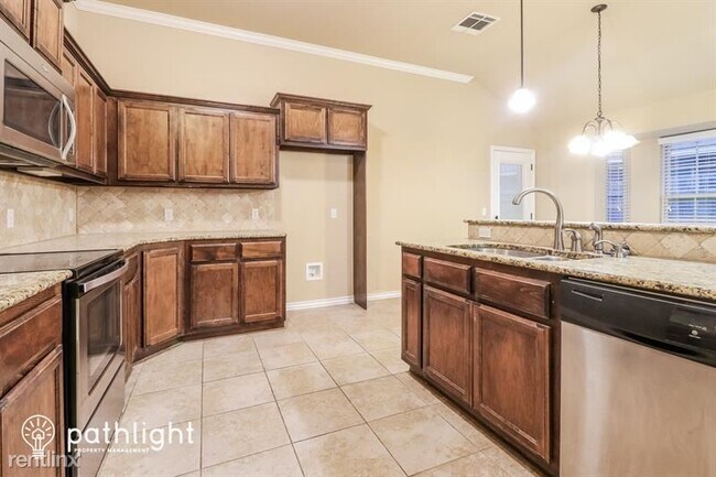 Foto del edificio - 4 br, 2 bath House - 620 Apple Tree Lane UNIT