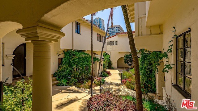 Foto del edificio - 10803 Lindbrook Dr