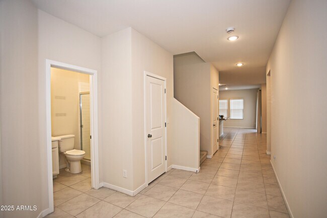 Foto del edificio - 7865 N 79th Ave