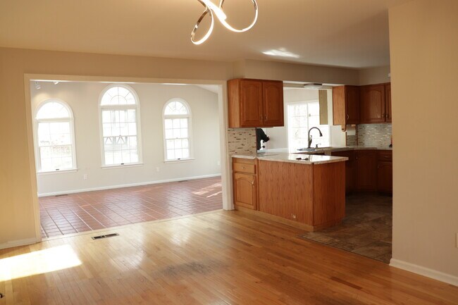 Foto del edificio - 35 Highpoint Rd