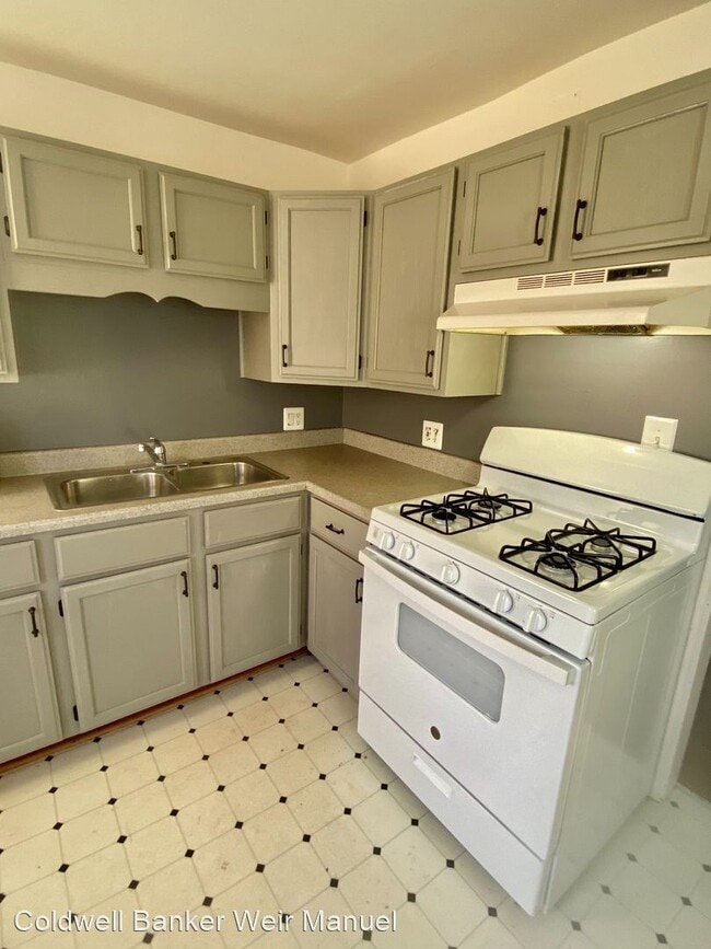 Building Photo - 2 br, 1 bath House - 1507 Pagel