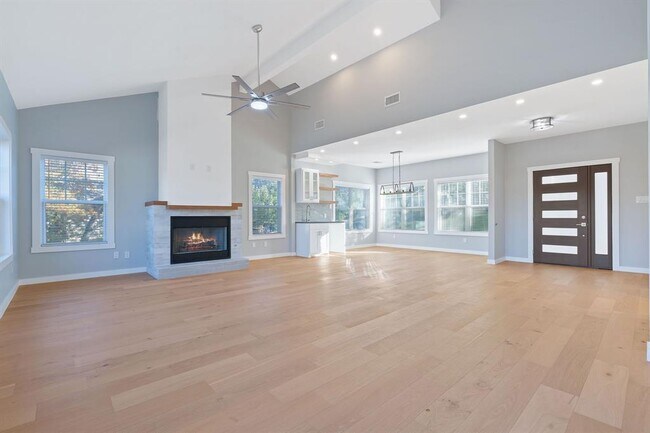 Building Photo - 1522 Ben Crenshaw Way
