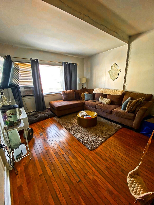 Living Room - 12 E Russell St
