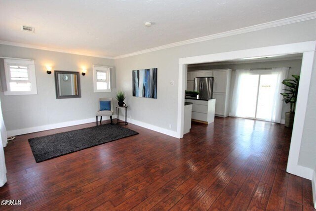Foto del edificio - 728 E Pleasant St