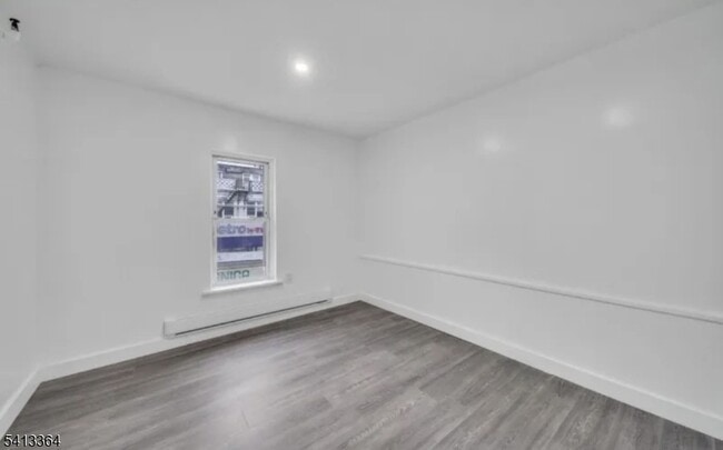 Foto del edificio - 275 Main St