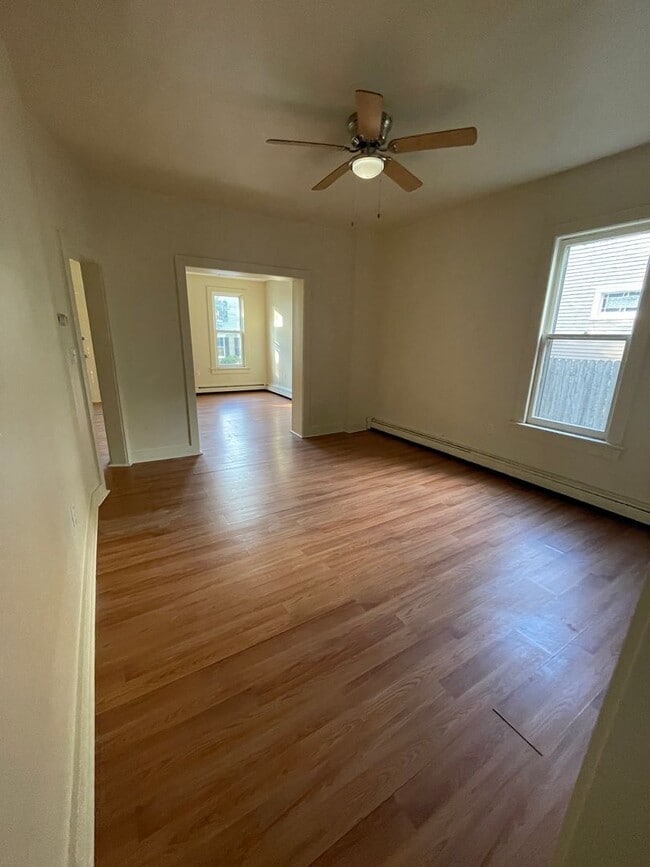 Foto del edificio - Fantastic 3 bedroom 1/2 Double in the Borough of Stroudsburg!