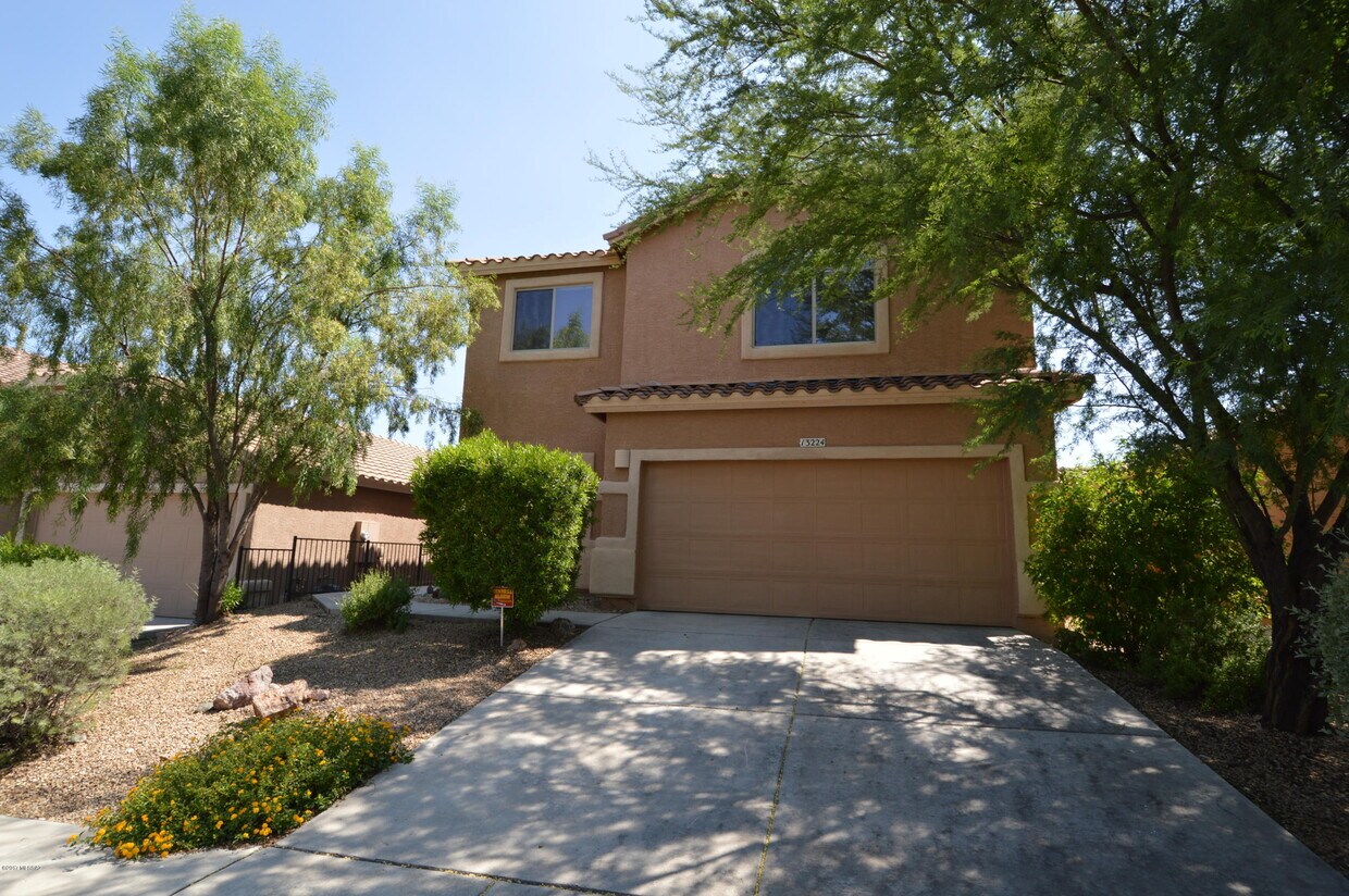 Primary Photo - 13224 E Coyote Well Dr
