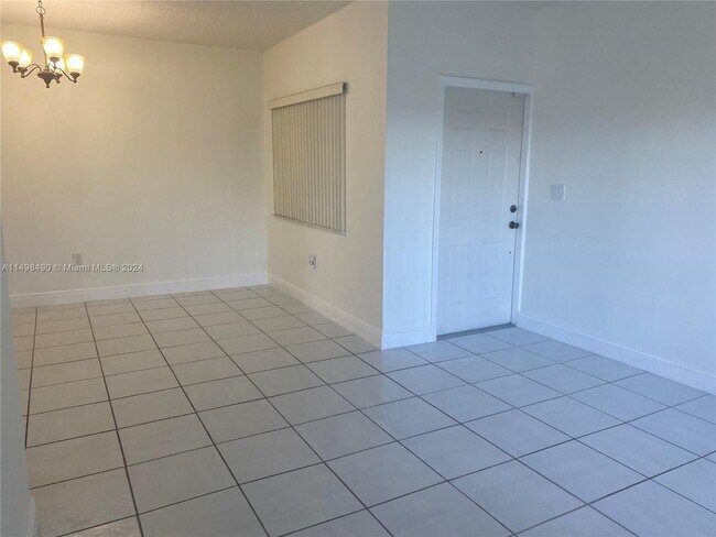 Building Photo - 12240 SW 148th Terrace