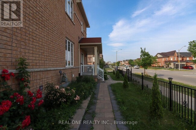 Building Photo - 4302 Trail Blazer Way