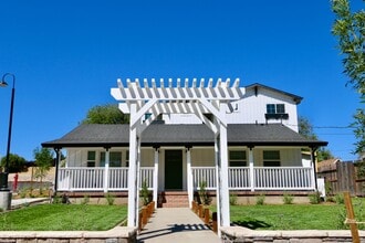 Building Photo - 2505 El Camino Real