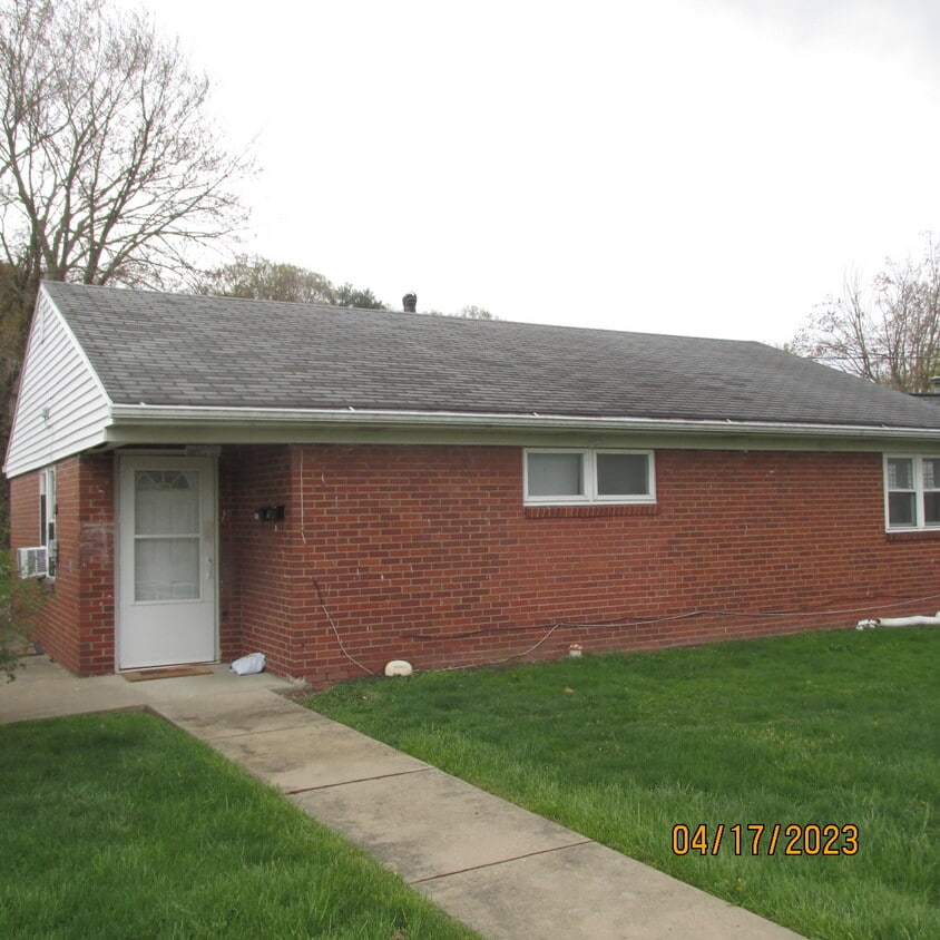 2503 Martha St, Aliquippa, PA 15001 House Rental in Aliquippa, PA