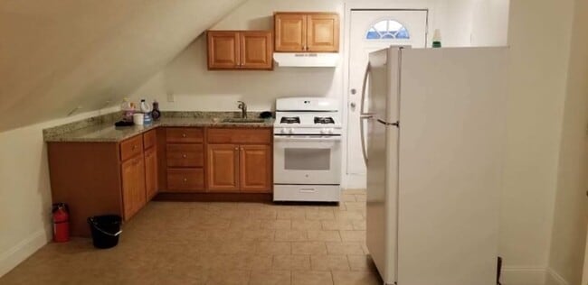 Sixty One Crescent Avenue LLC - Sixty One Crescent Avenue LLC Apartment