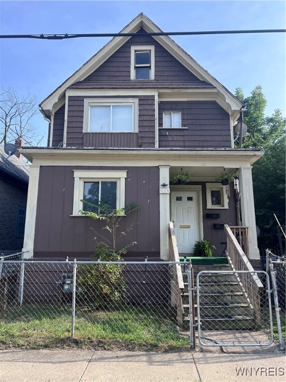 Building Photo - 203 Box Ave