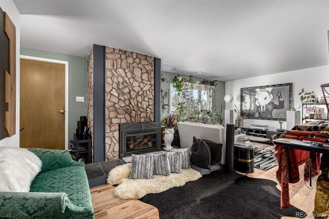 Foto del edificio - 2831 Reed St