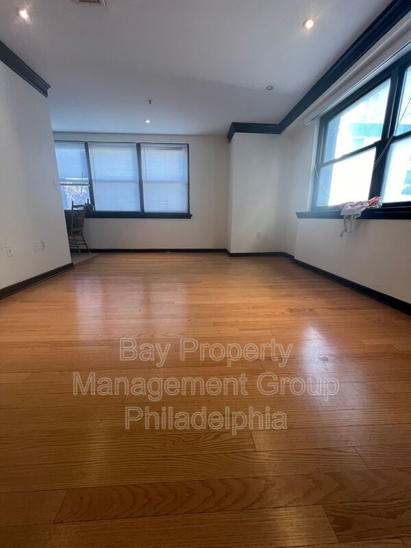 Foto del edificio - 37 S 20th St