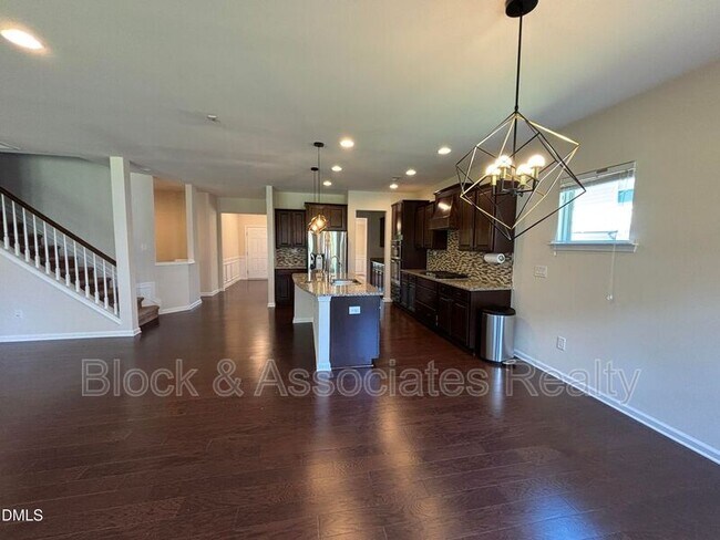 Foto del edificio - 1009 Magnolia Blossom Ln