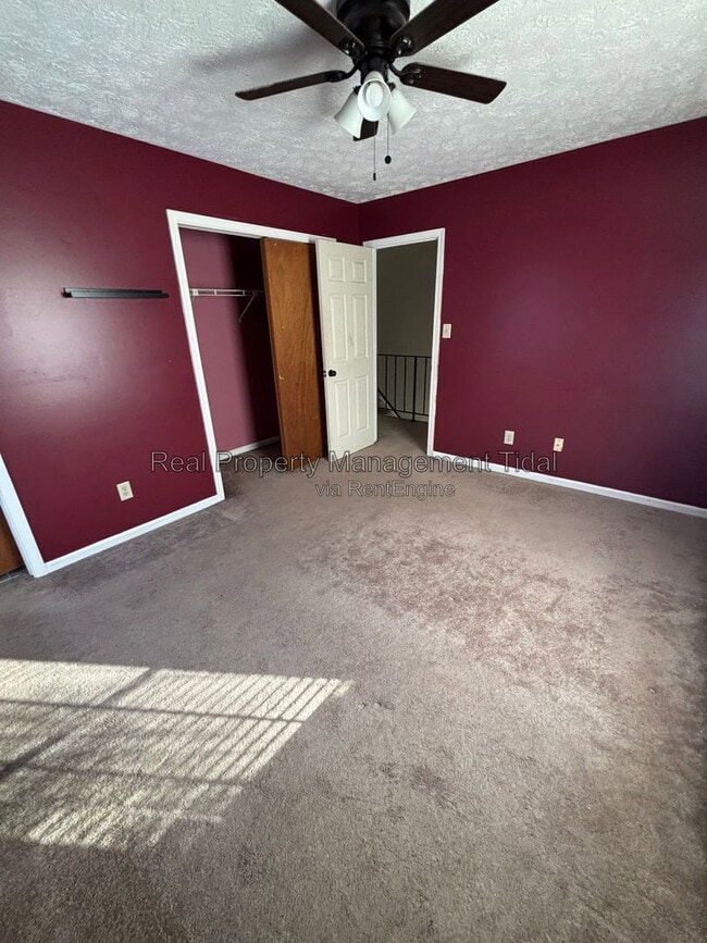 Building Photo - 361 Circuit Ln