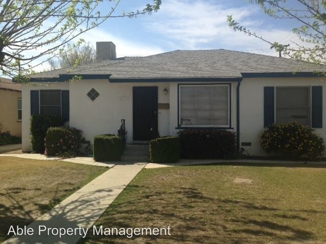 Primary Photo - 3 br, 1 bath House - 111 Oakdale Dr.