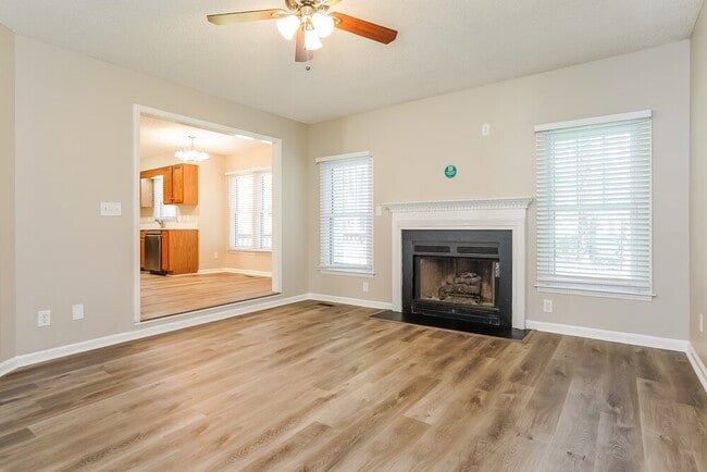 Building Photo - 5321 Pronghorn Ln