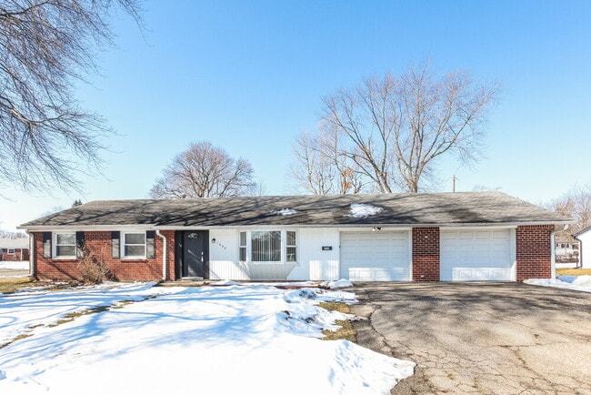 Building Photo - 1850 Schwier Dr