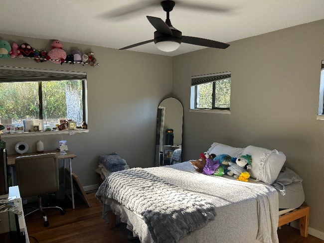 Foto del edificio - 745 NW 18th St