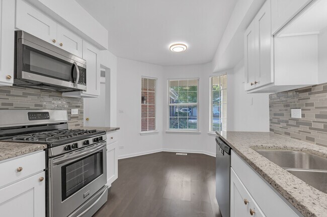 Foto del edificio - 1239 S Wellington Ct