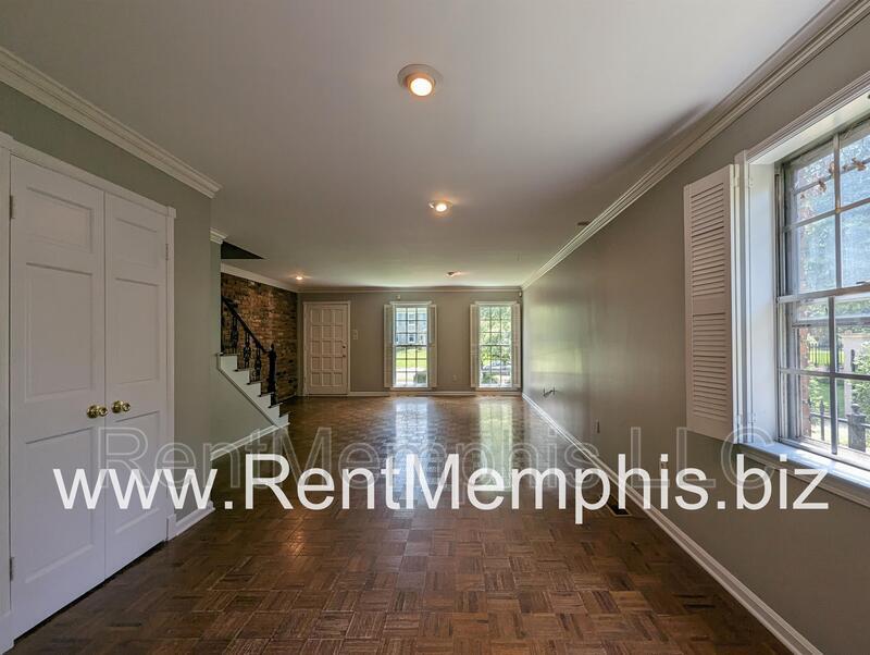 Foto principal - 1636 Central Ave