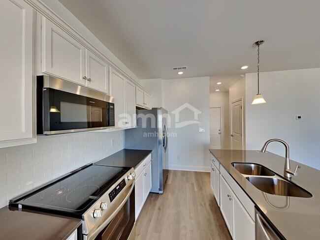 Foto del edificio - 5340 Purple Frost Way