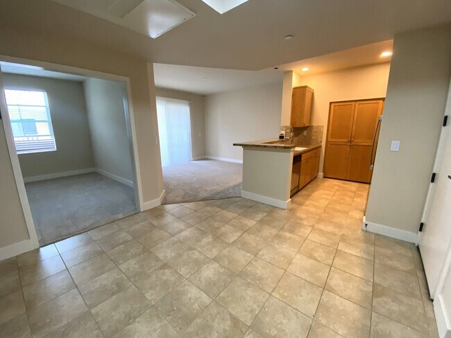 Building Photo - Updated 1 bedroom 55+ Community across from Wilson Park!