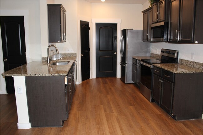 Building Photo - 7719 Vacek Meadows Loop