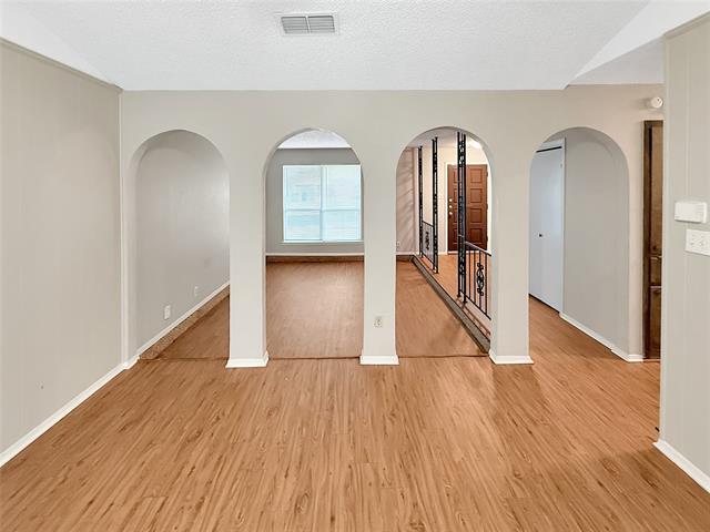 Building Photo - 309 Quail Creek Dr