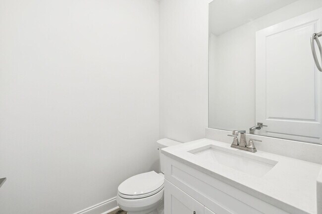 Building Photo - 75 Conifer Ct