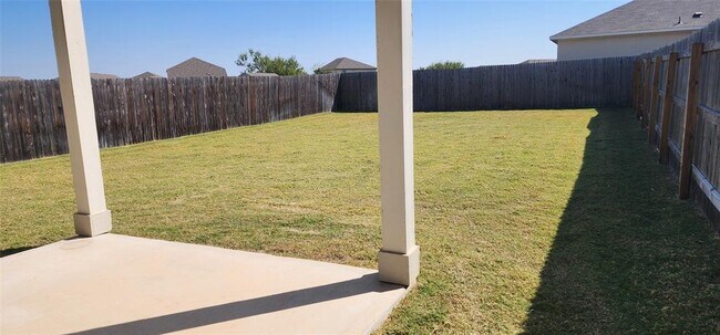 Building Photo - 212 Los Olives Ln