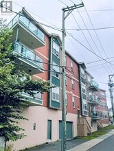 Building Photo - 49 Lemarchant Rd
