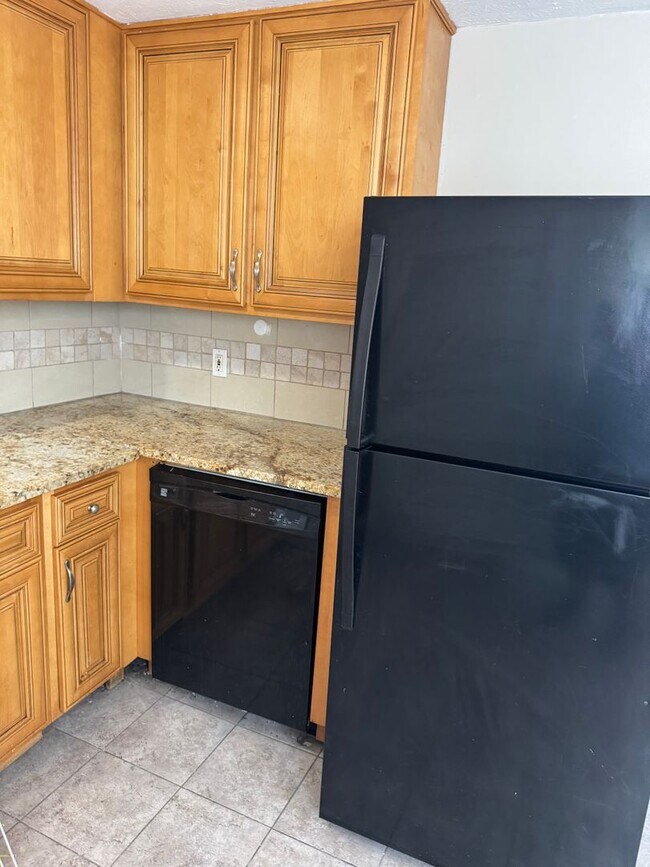 Foto del edificio - 3709-3711 Briggs Rd