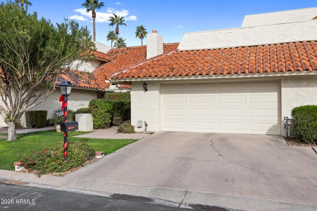 Building Photo - 7118 E Buena Terra Way