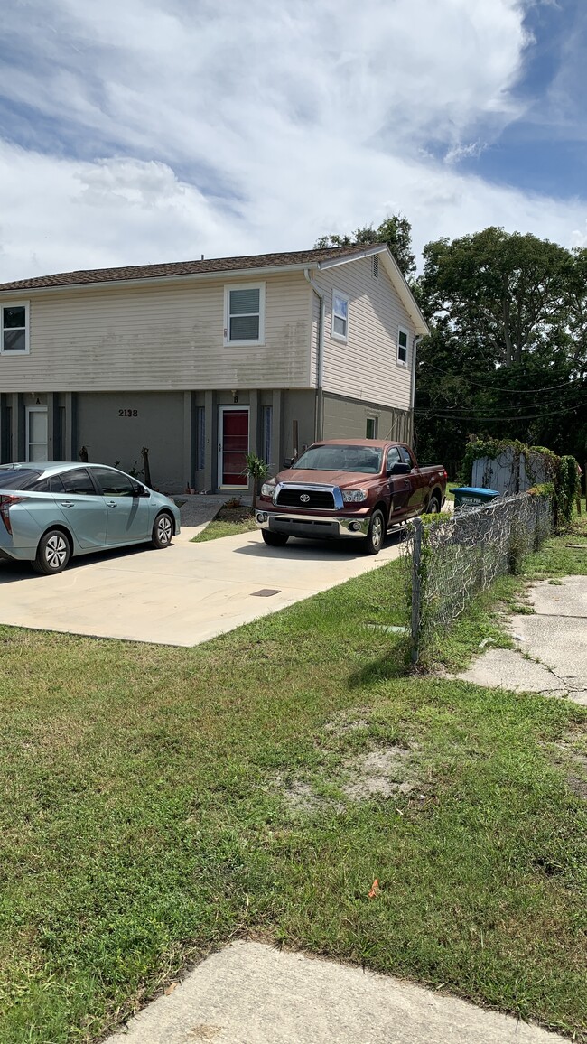 Building Photo - 2138 19th Ave SW