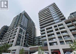Building Photo - 460-460 Adelaide St E