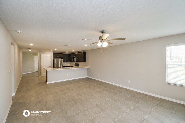 Foto del edificio - 15466 Woodbury Dr