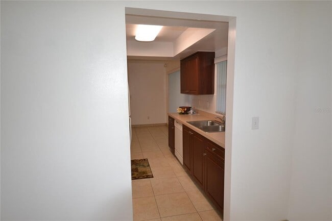 Building Photo - 2357 White Oak Cir