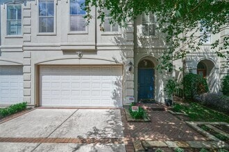 Building Photo - 4028 Gramercy St