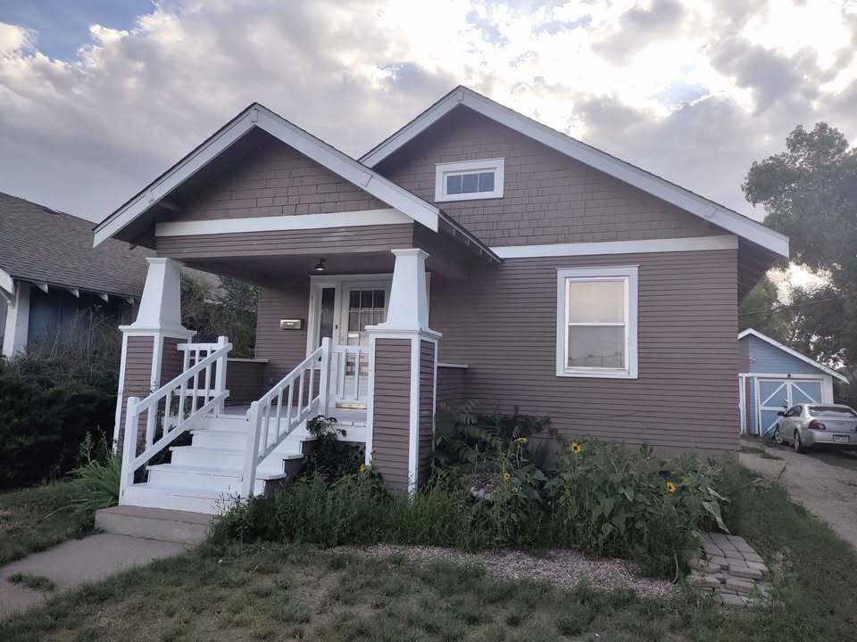 Foto principal - 1831 6th Ave