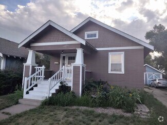 Building Photo - 1831 6th Ave