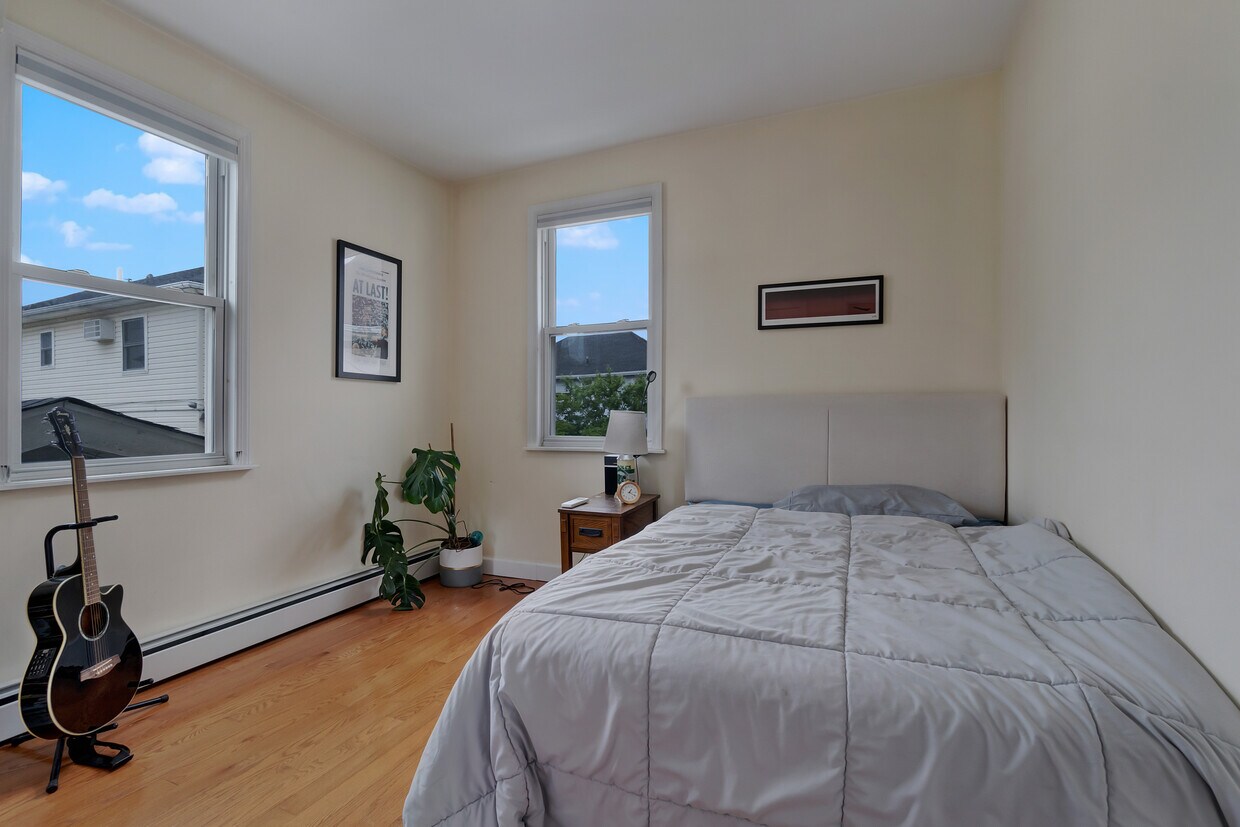 Foto principal - 6940 Gouverneur Ave