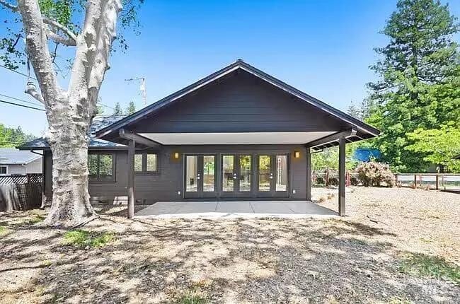 Foto del edificio - 9554 Los Guilicos Ave