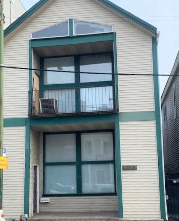 Foto principal - 2425 N Clybourn Ave