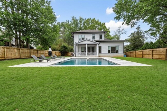 Building Photo - 2975 Osborne Rd NE