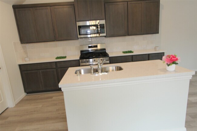 Foto del edificio - 27802 Western Crk Ct