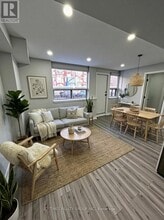 Building Photo - 15 Walmer Rd